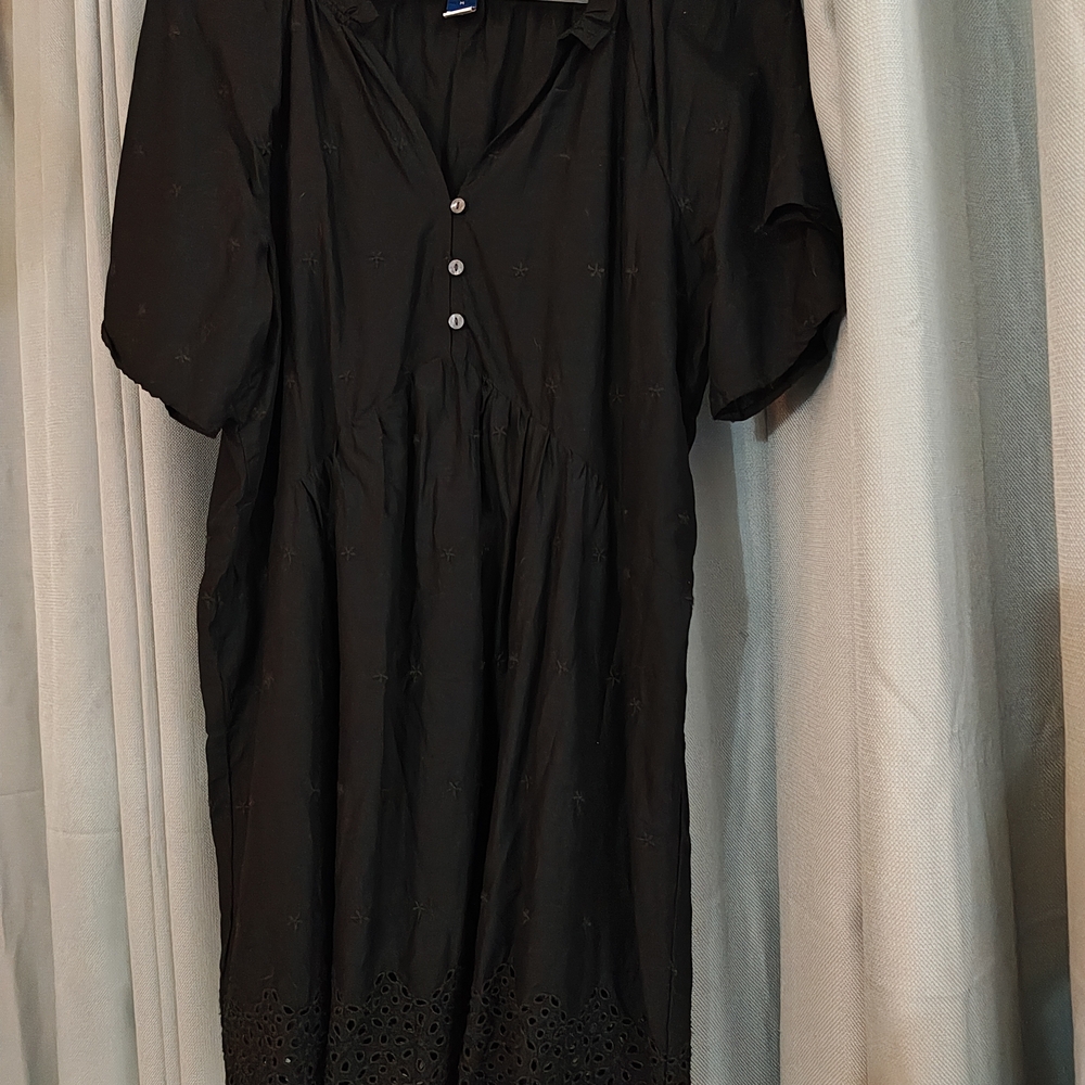 OLD NAVY Black Button-Front Embroidered Peasant Dress size medium